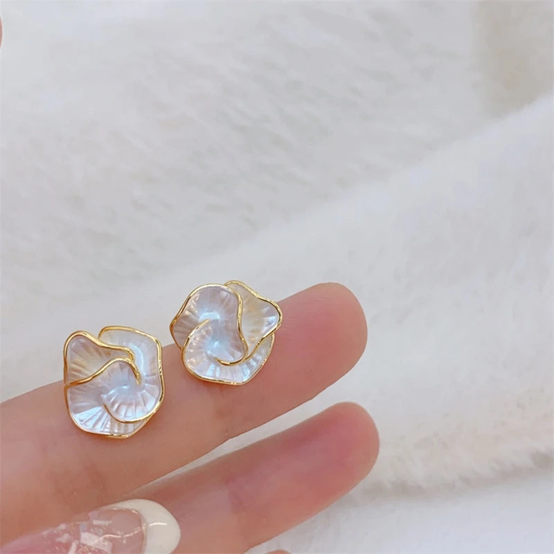 Gentle Camellia Earrings