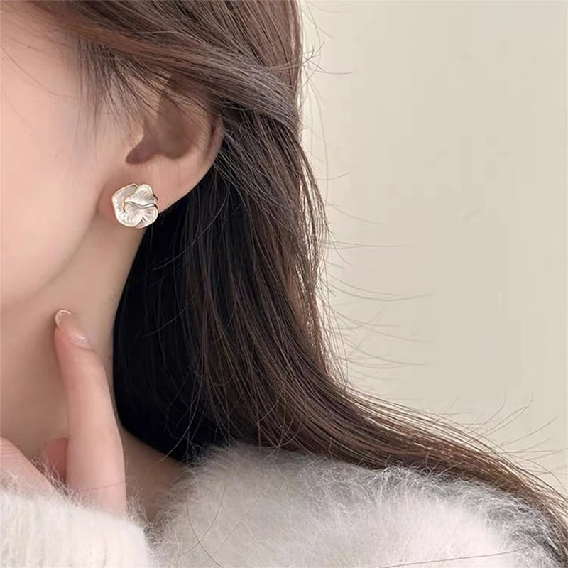 Gentle Camellia Earrings